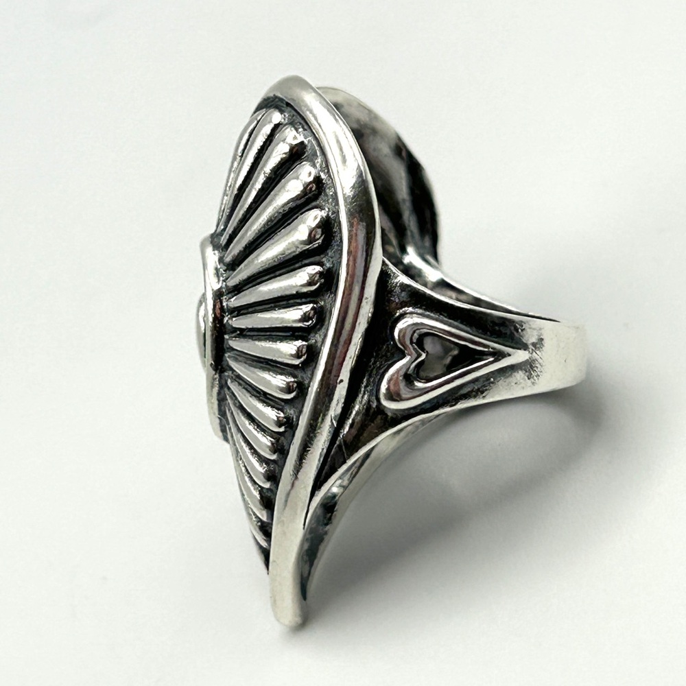 Signed Carolyn Pollack 925 Sterling Silver Heart Statement Ring EUC 15g Size 5 - Picture 7 of 15